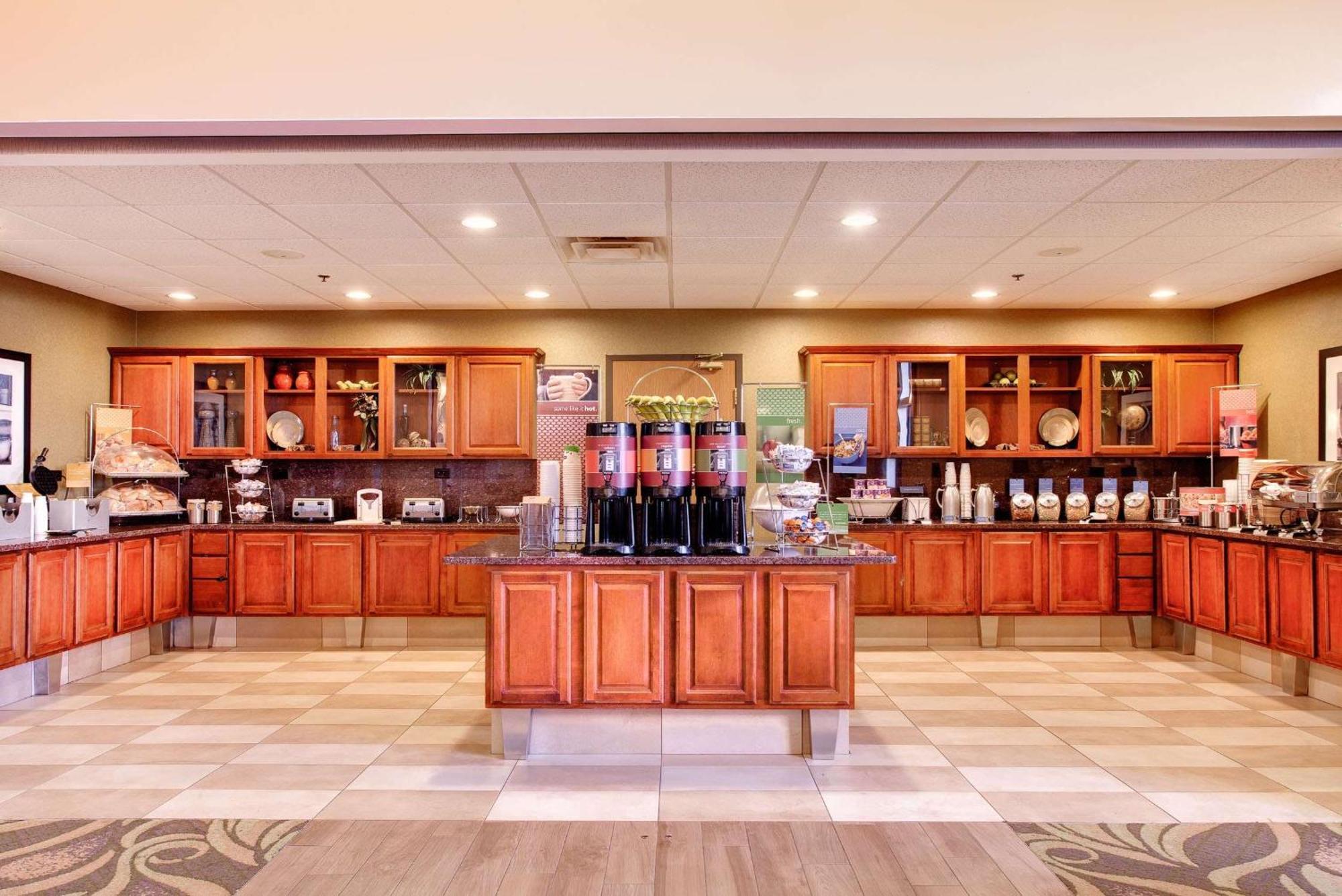 Hampton Inn & Suites Addison Eksteriør bilde