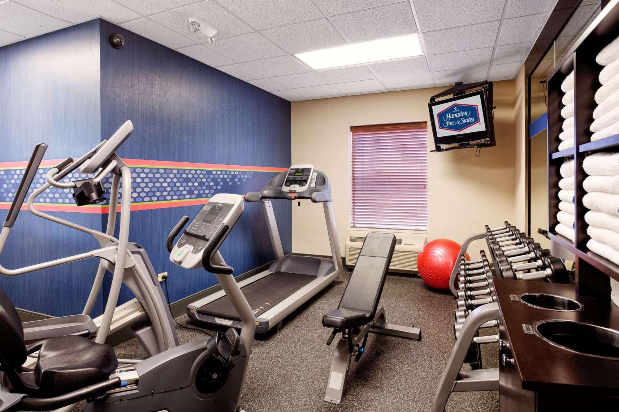 Hampton Inn & Suites Addison Eksteriør bilde