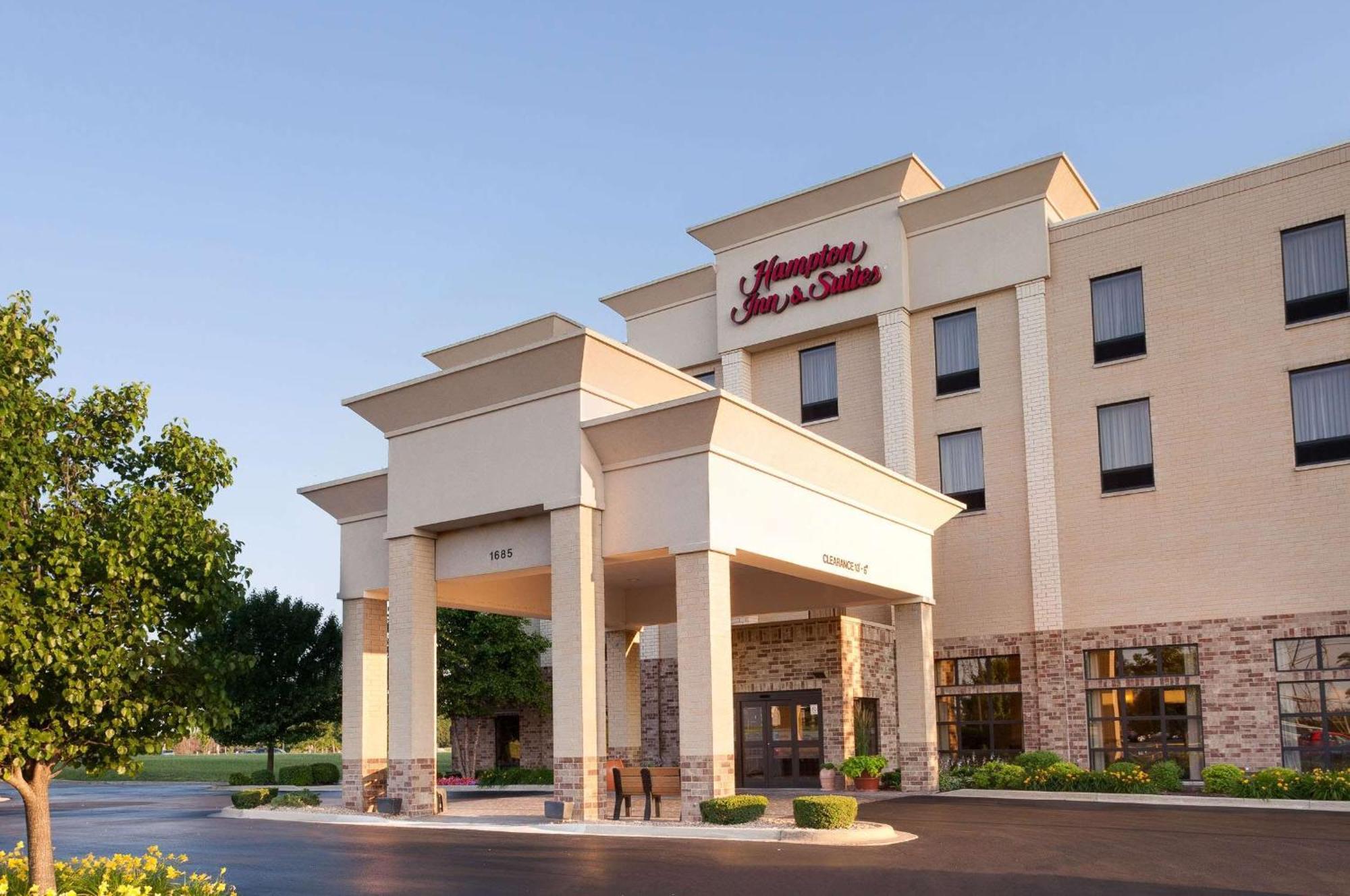 Hampton Inn & Suites Addison Eksteriør bilde