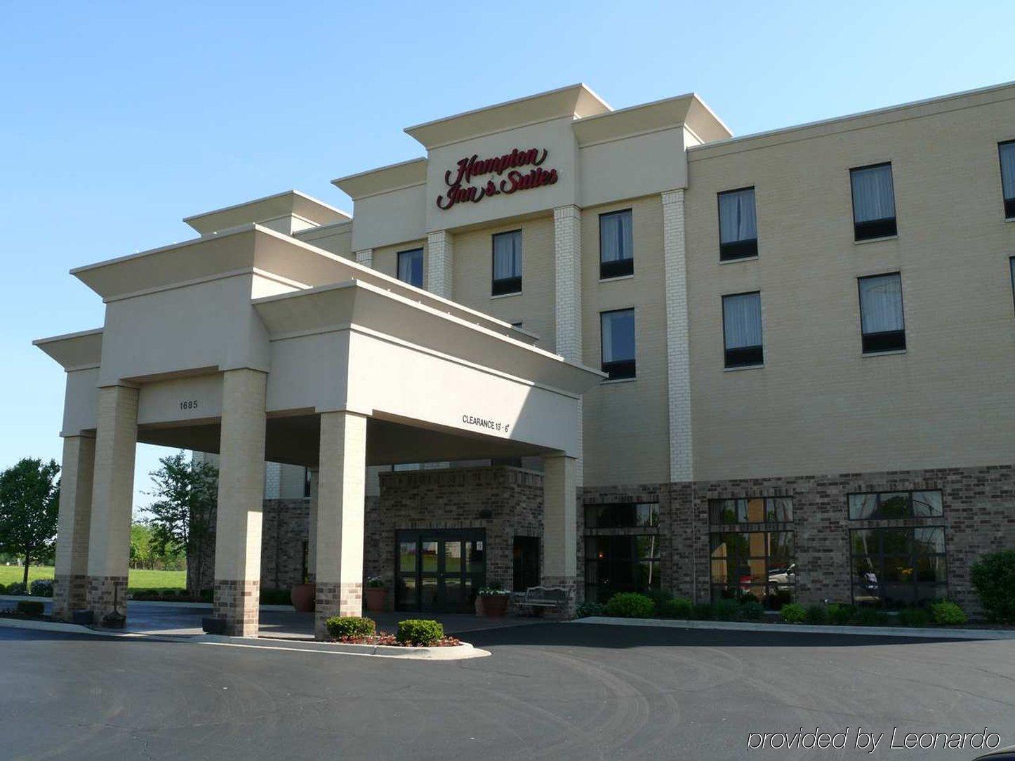 Hampton Inn & Suites Addison Eksteriør bilde