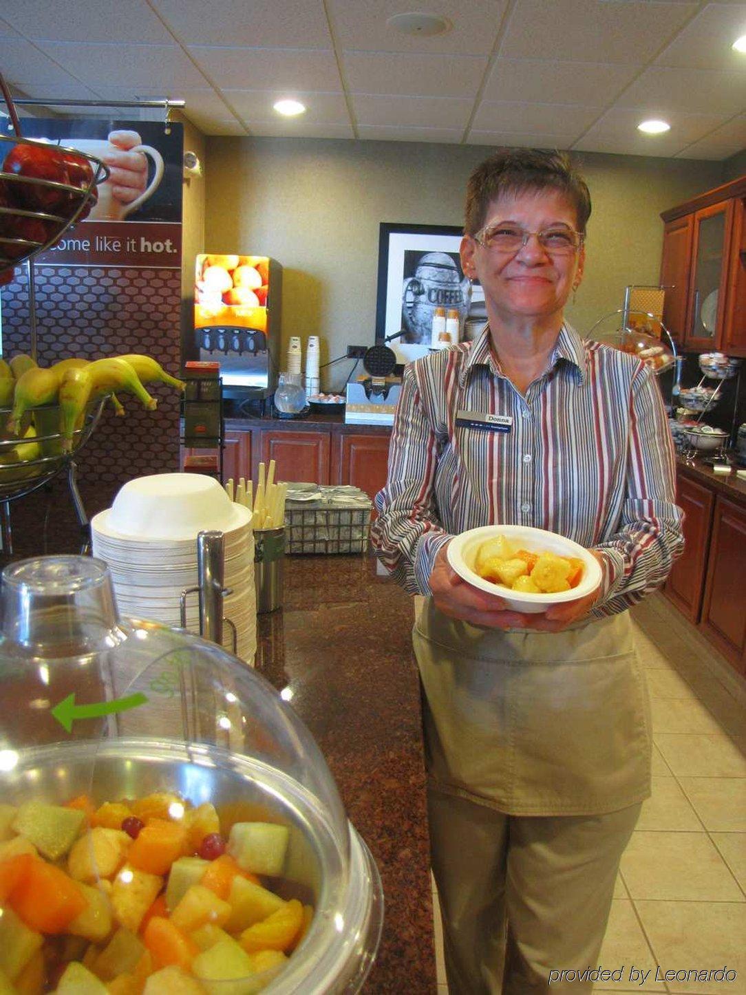 Hampton Inn & Suites Addison Eksteriør bilde