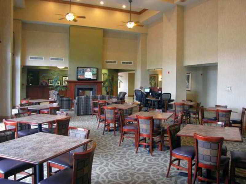 Hampton Inn & Suites Addison Restaurant bilde